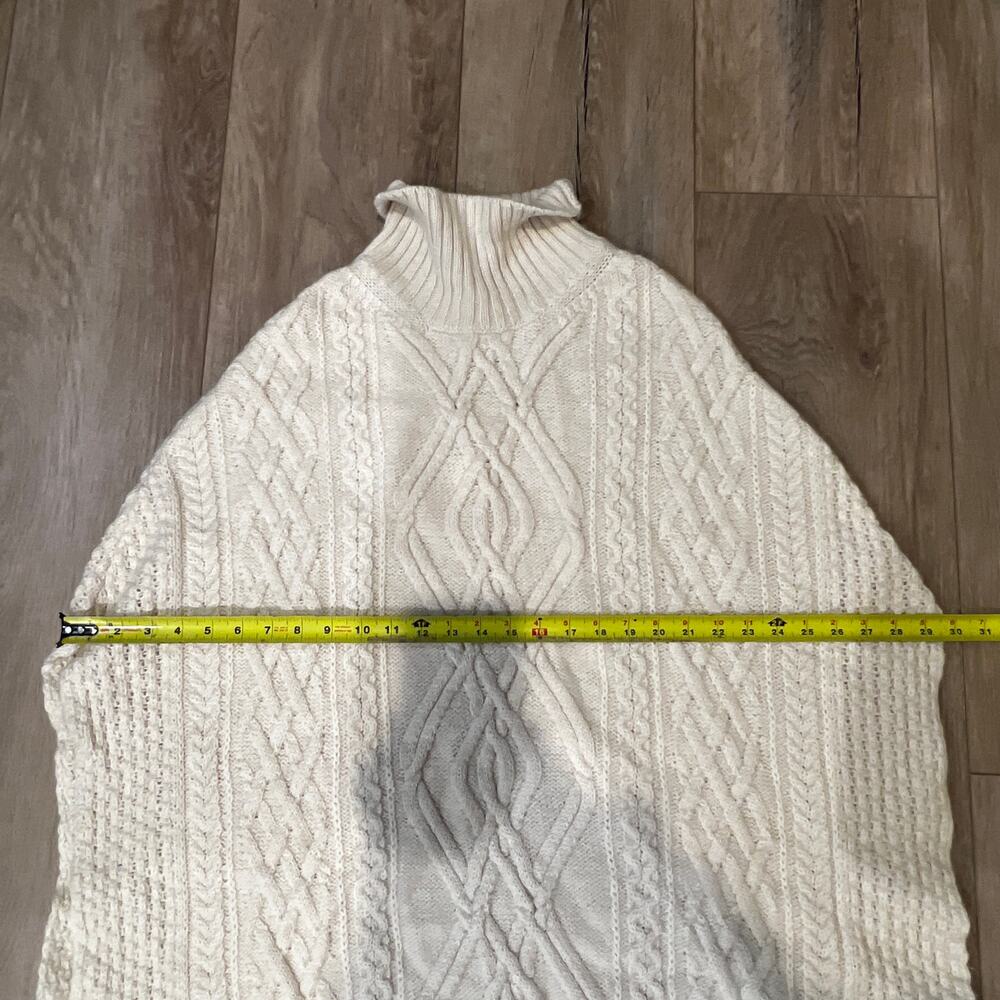 CHLOE Women's Cable Knit Poncho Size L In Pale Yellow - Picture 5 of 7